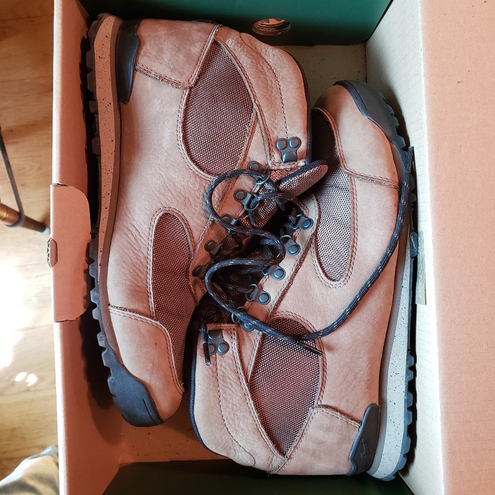Danner Jag in Taupe